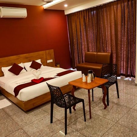 Hillfort Inn Султан Батери Екстериор снимка