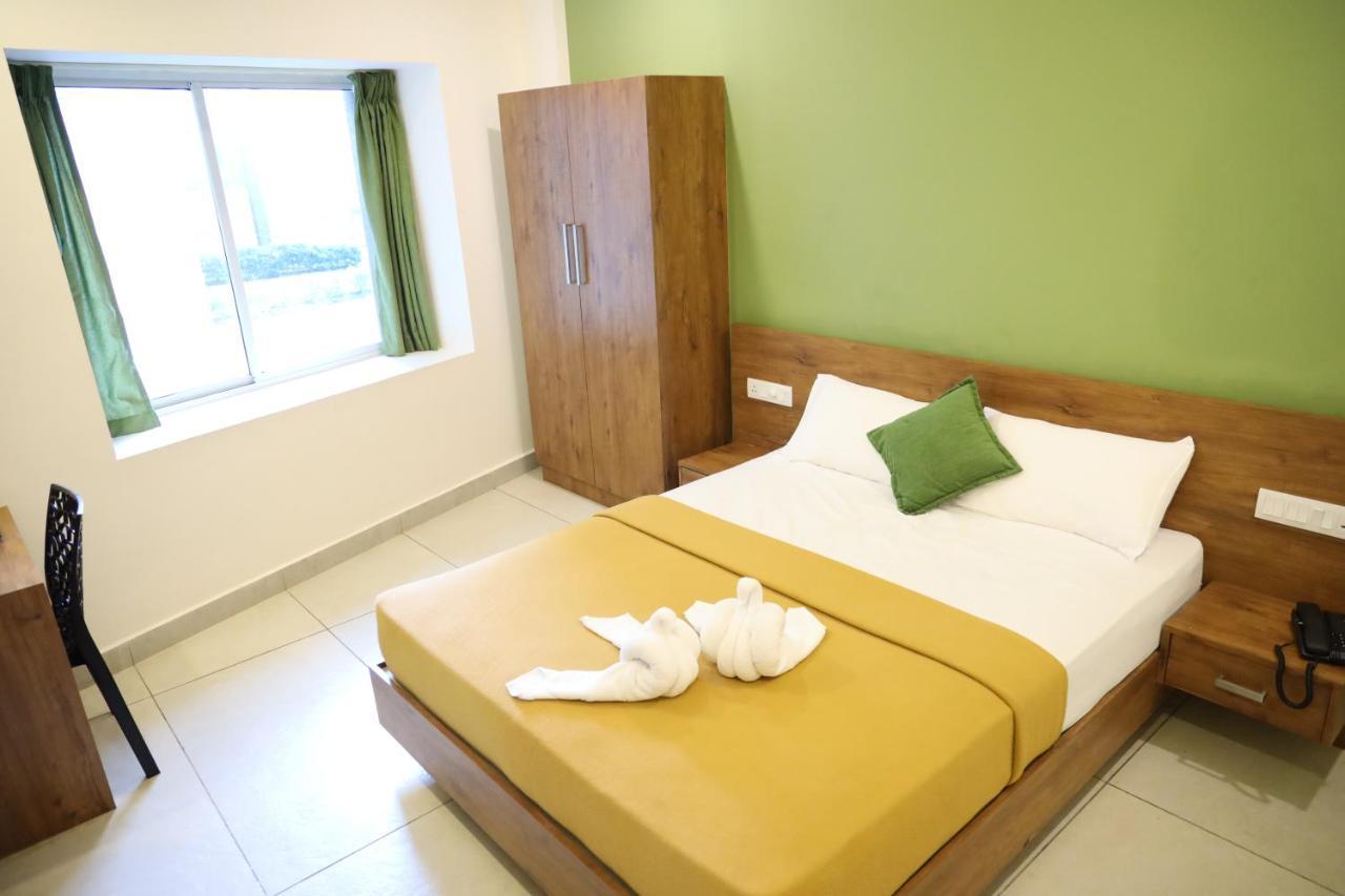 Hillfort Inn Султан Батери Екстериор снимка