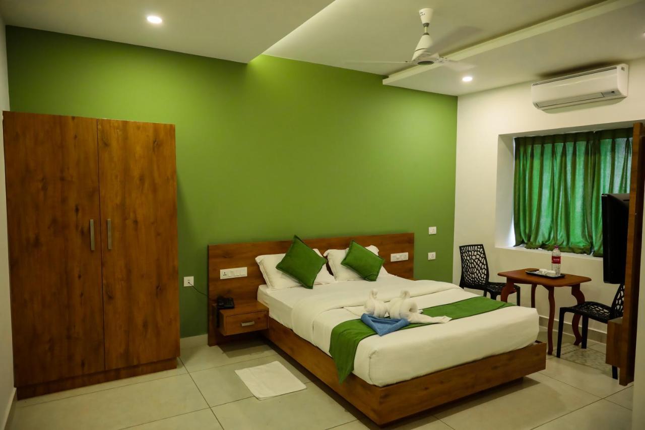 Hillfort Inn Султан Батери Екстериор снимка